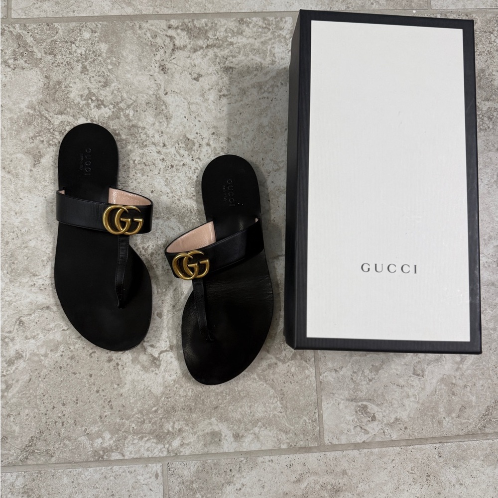 Gucci Black and Gold Women's Sandals - Picture 4 of 4